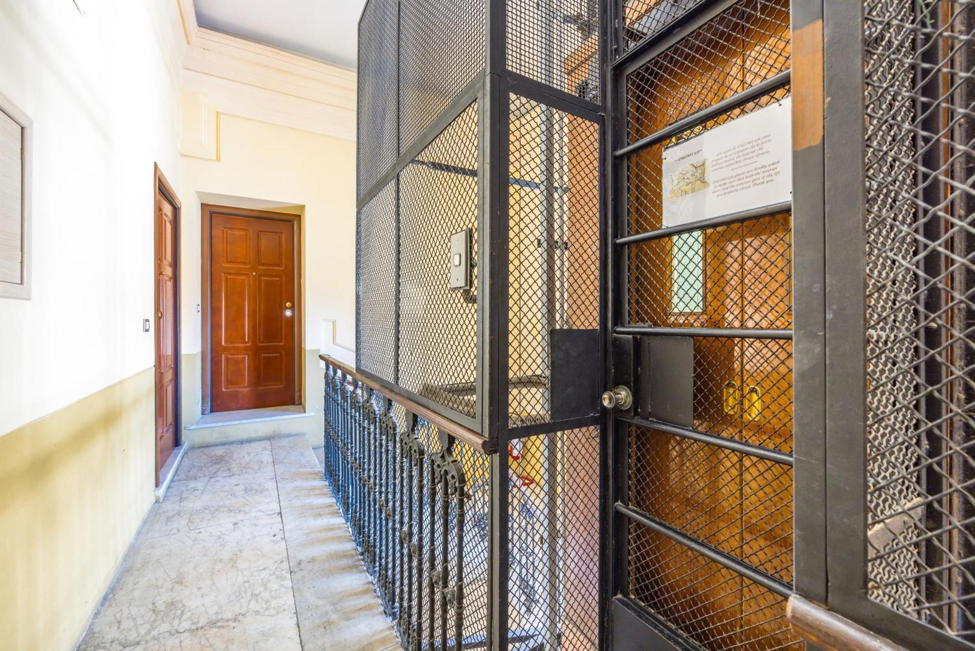 Duomo Grand Family Loft Apartman Nápoly Kültér fotó